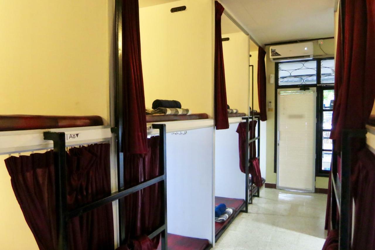 Pod House * Manado