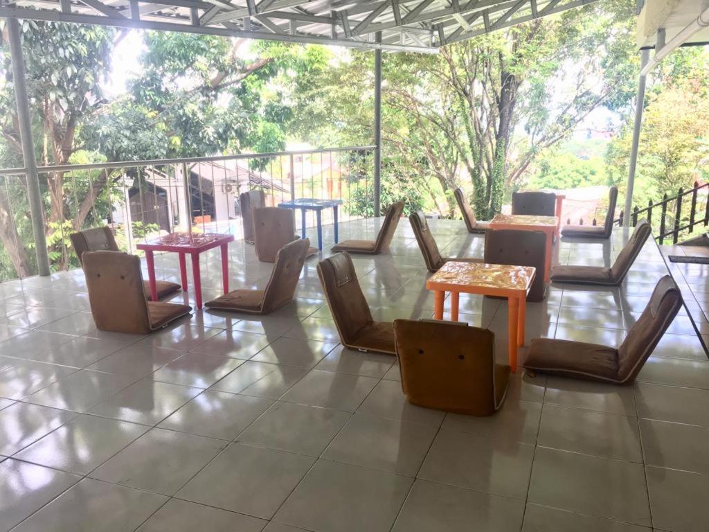 Homestay Pod House *
