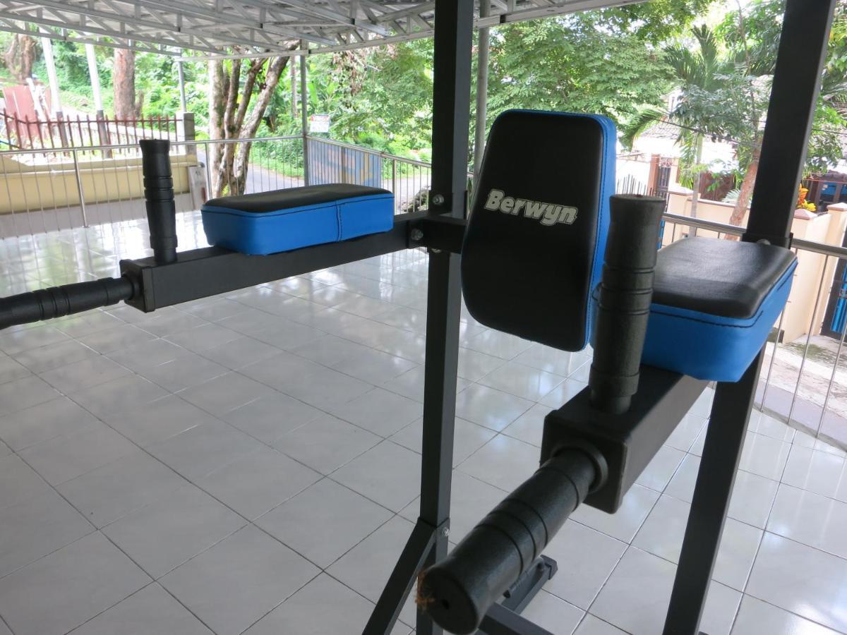 Pod House * Manado